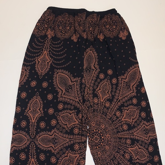 Thai Black and Orange Rayon Pants - Women’s Size Small - Picture 3 of 5